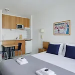 Serviced 4*