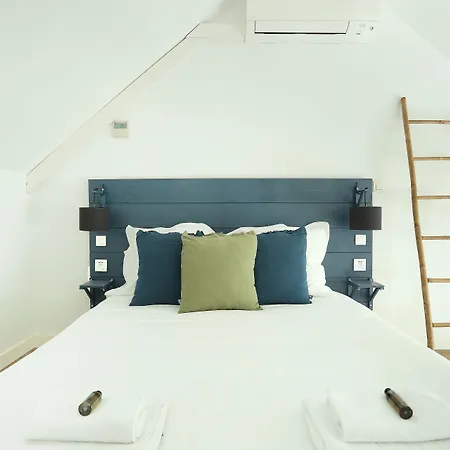 Serviced 4* Ле-Лила